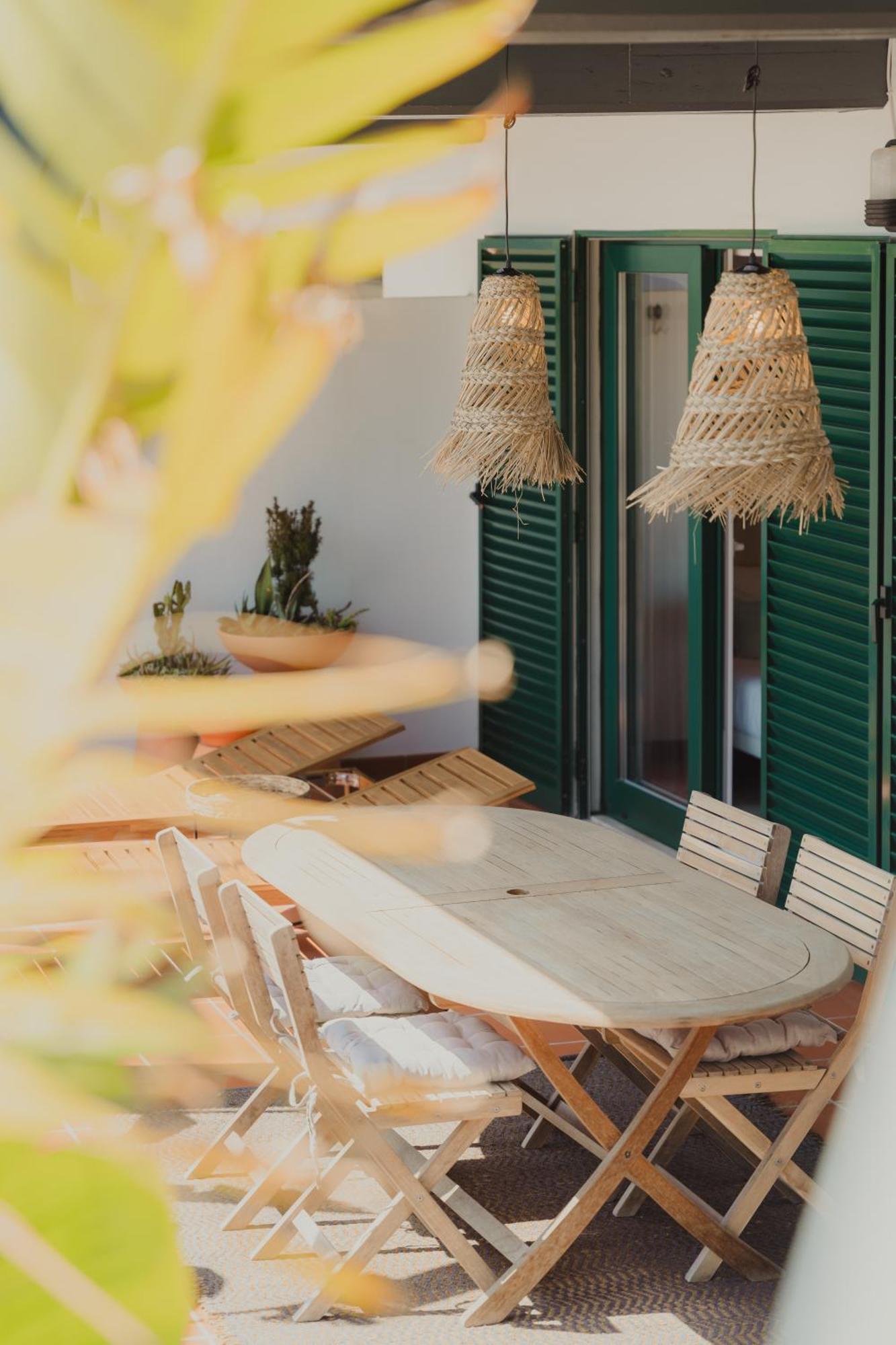 Surf Guesthouse - 7Min Walk To The Beach Pataias Exterior photo